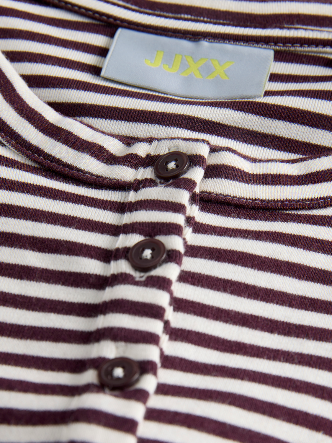 model_shot-detail